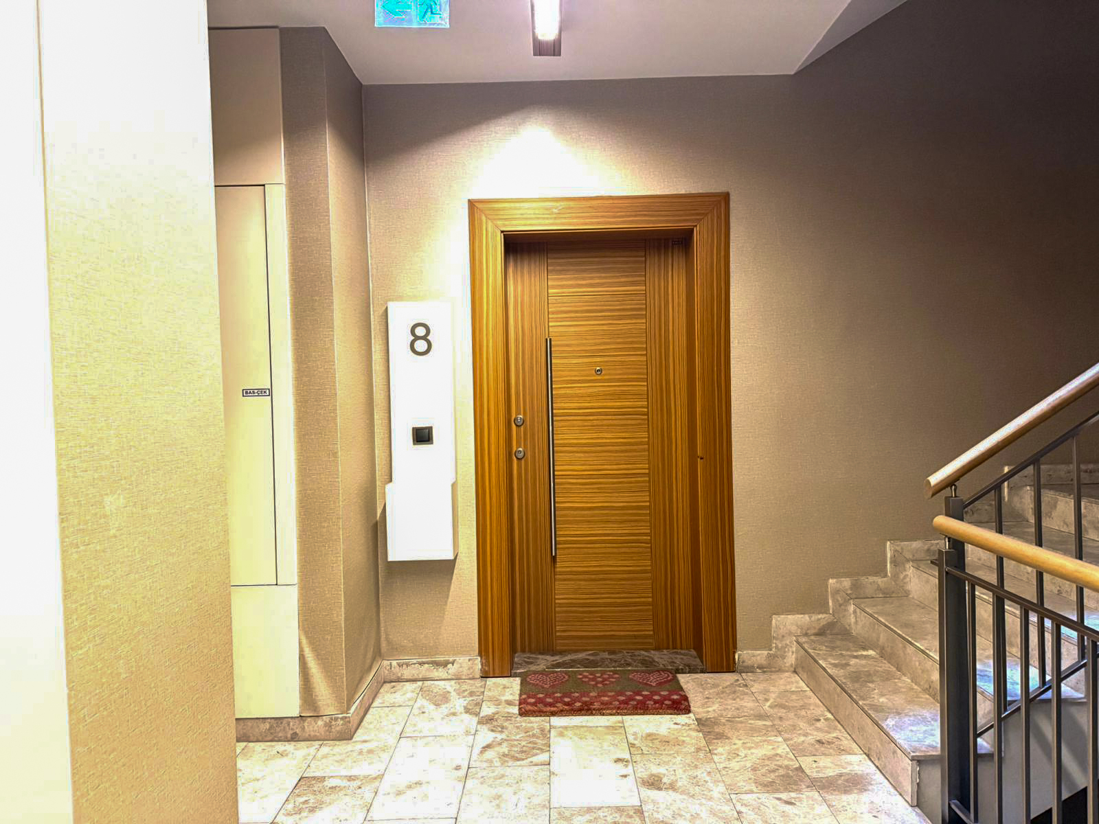 BEYSU KONAKLARI SATILIK 4+2 ŞEHİR VE PEYZAJ MANZARALI 