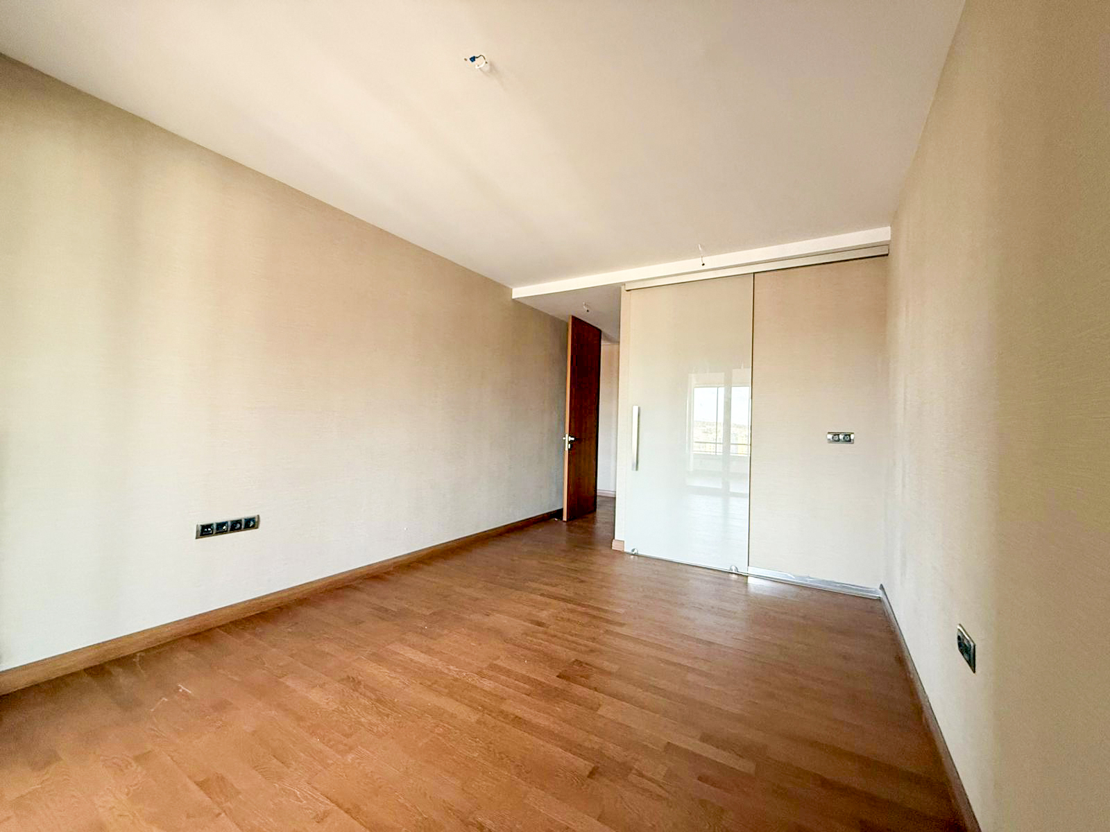 BEYSU KONAKLARI SATILIK 4+2 ŞEHİR VE PEYZAJ MANZARALI 