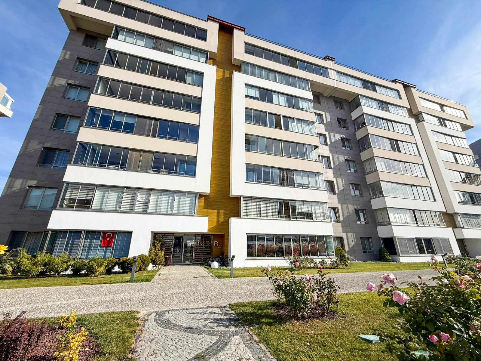 BEYSU KONAKLARI SATILIK 4+2 ŞEHİR VE PEYZAJ MANZARALI 